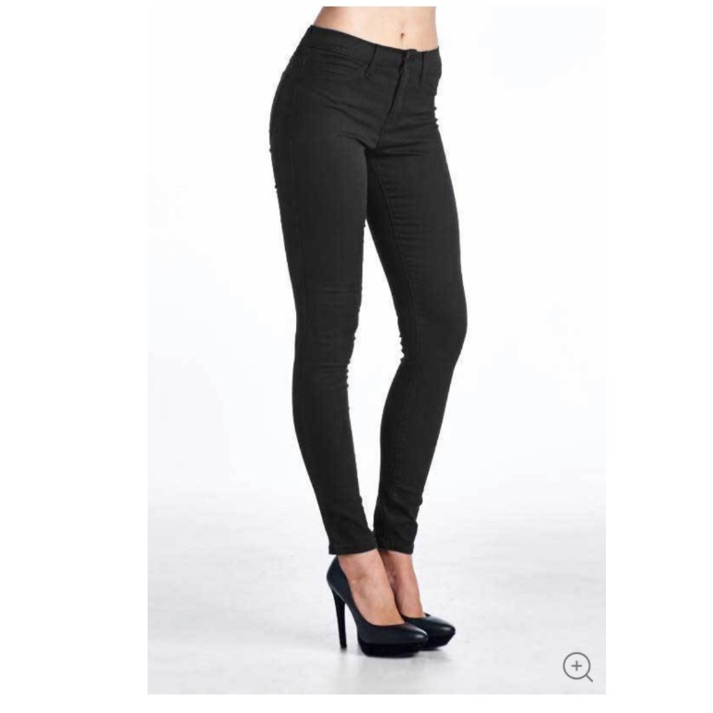 Free People Women's Black Skinny Jeans